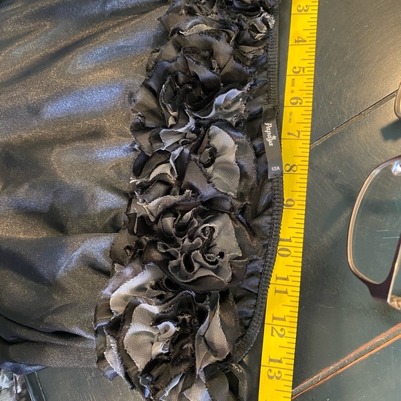 Cute Shiny Satin Strapless Ruffle Lined Top - Picture 4 of 9